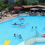 Club Turquoise