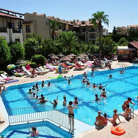 Club Turquoise