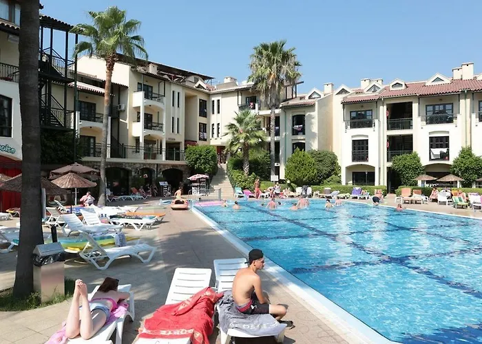 Lägenhetshotell Club Turquoise 4*
