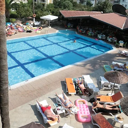 Aparthotel Club Turquoise 4*