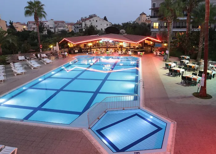 Club Turquoise