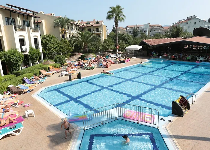 Club Turquoise