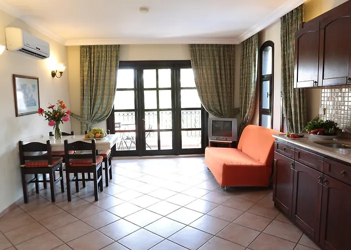 Hotel de apartamente Club Turquoise 4*